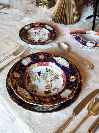 19th century Mason’s Ironstone China dinner service with tureens, plates, and serving dishes