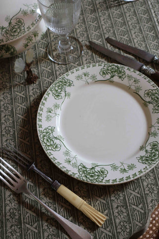 PALMYRE GREEN & WHITE PLATES - SET OF 12