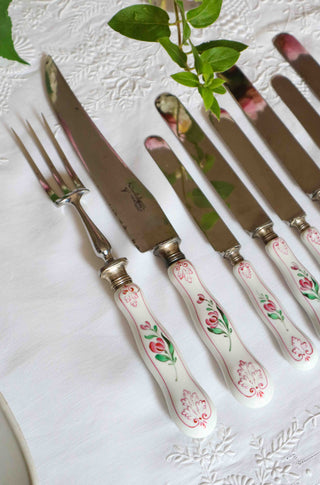 HAND PAINTED CERAMIC HANDLE KNIFE SET - 22 PIECES