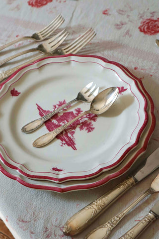 ST MÉDARD CUTLERY SERVICE SET - 124 PIECES