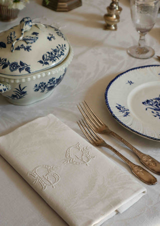 ANTIQUE TABLE LINEN SET B.G.