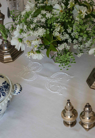 ANTIQUE TABLE LINEN SET B.G.