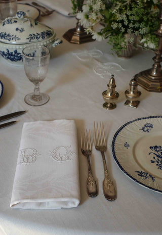 ANTIQUE TABLE LINEN SET B.G.