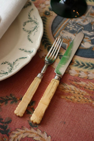 CARVED ANTIQUE CUTLERY SET - 32 PIECES