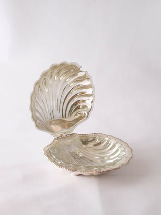 Luxury antique silver table decoration hire