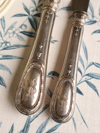 Ornate 'MB' Monogrammed Knife Set - 12 Pieces