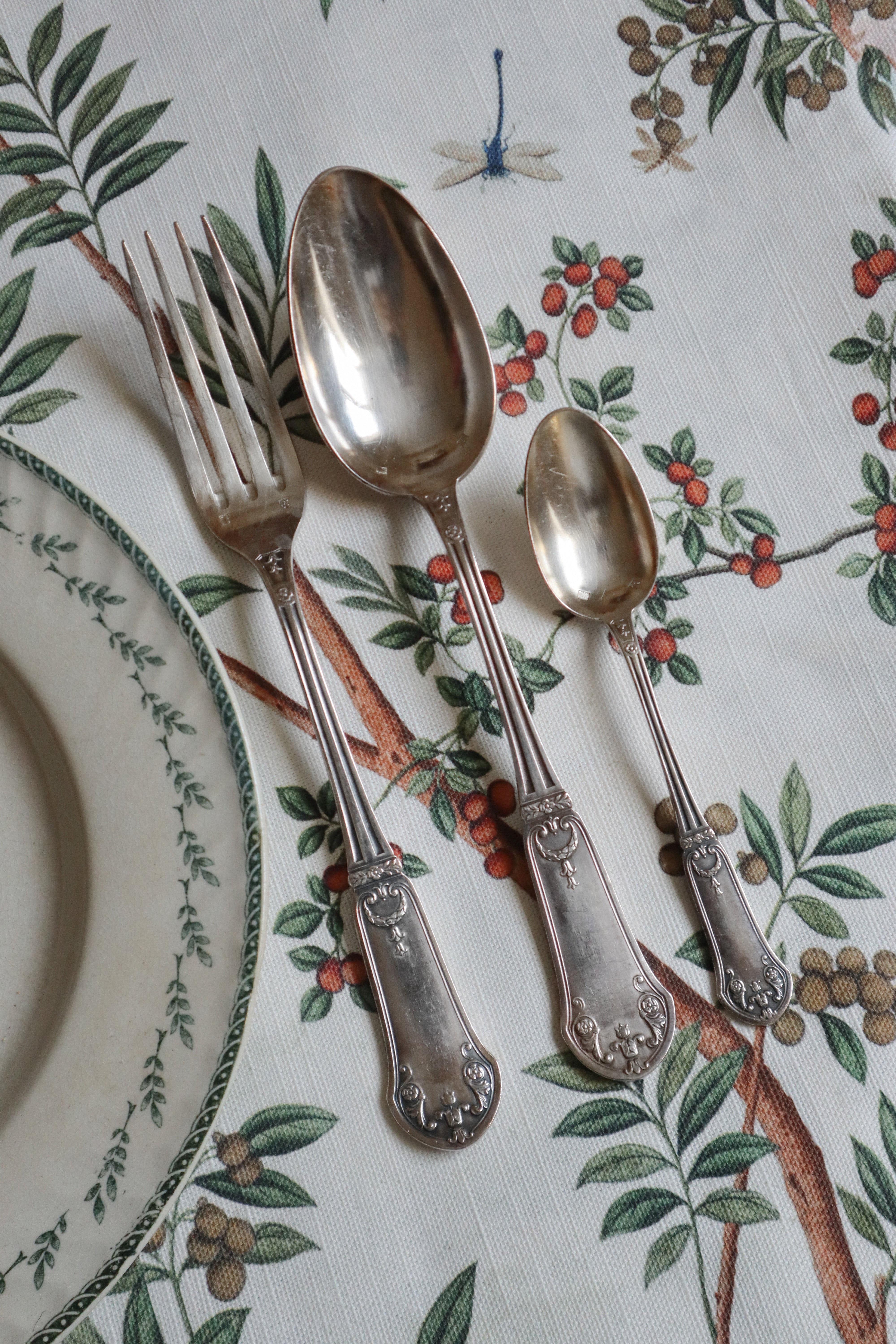 Antique sales cutlery set