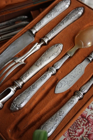 ENGRAVED STERLING SILVER CUTLERY SET - 30 PIECES
